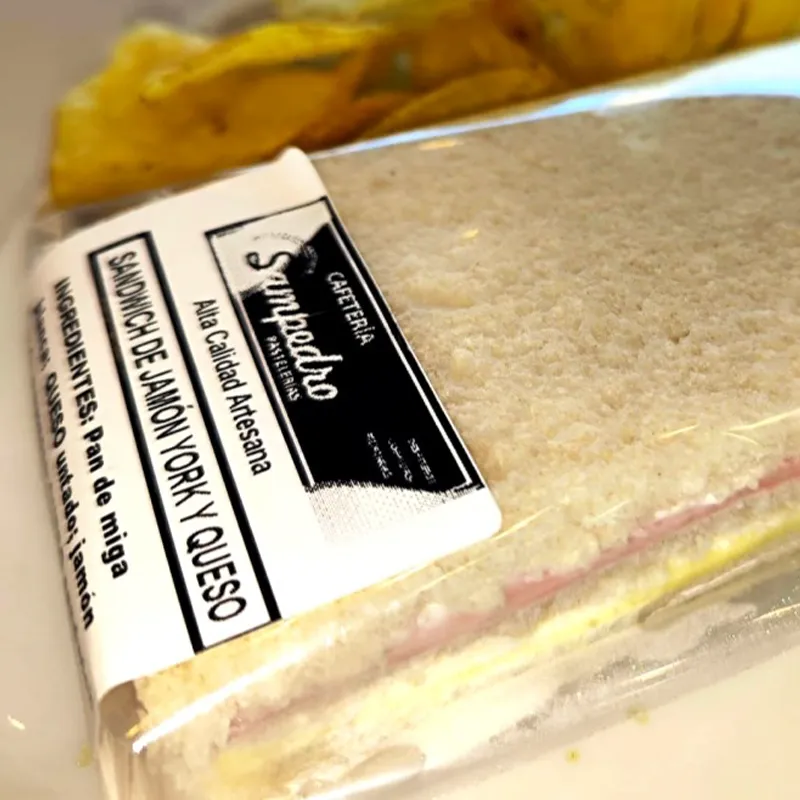 Sandwich York Queso